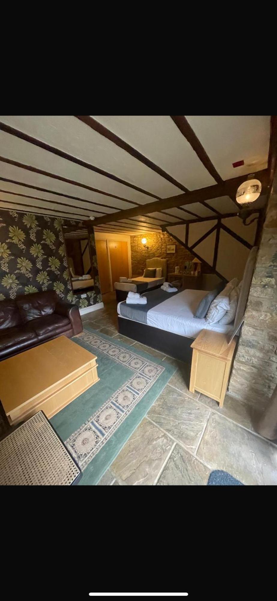 The Kings Arms Hotel Chipping Norton Oda fotoğraf